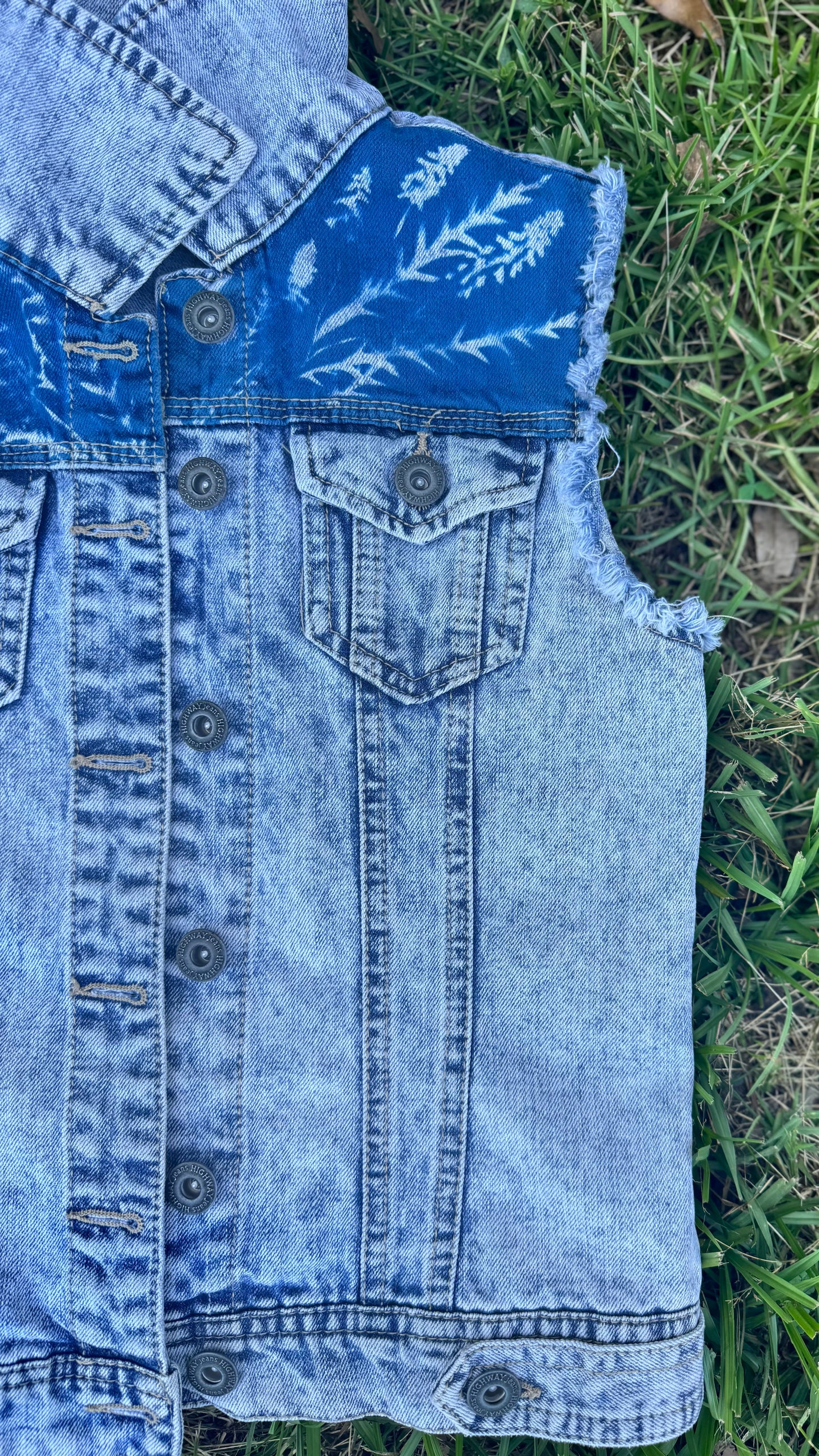 Highway Jean Vest • Small