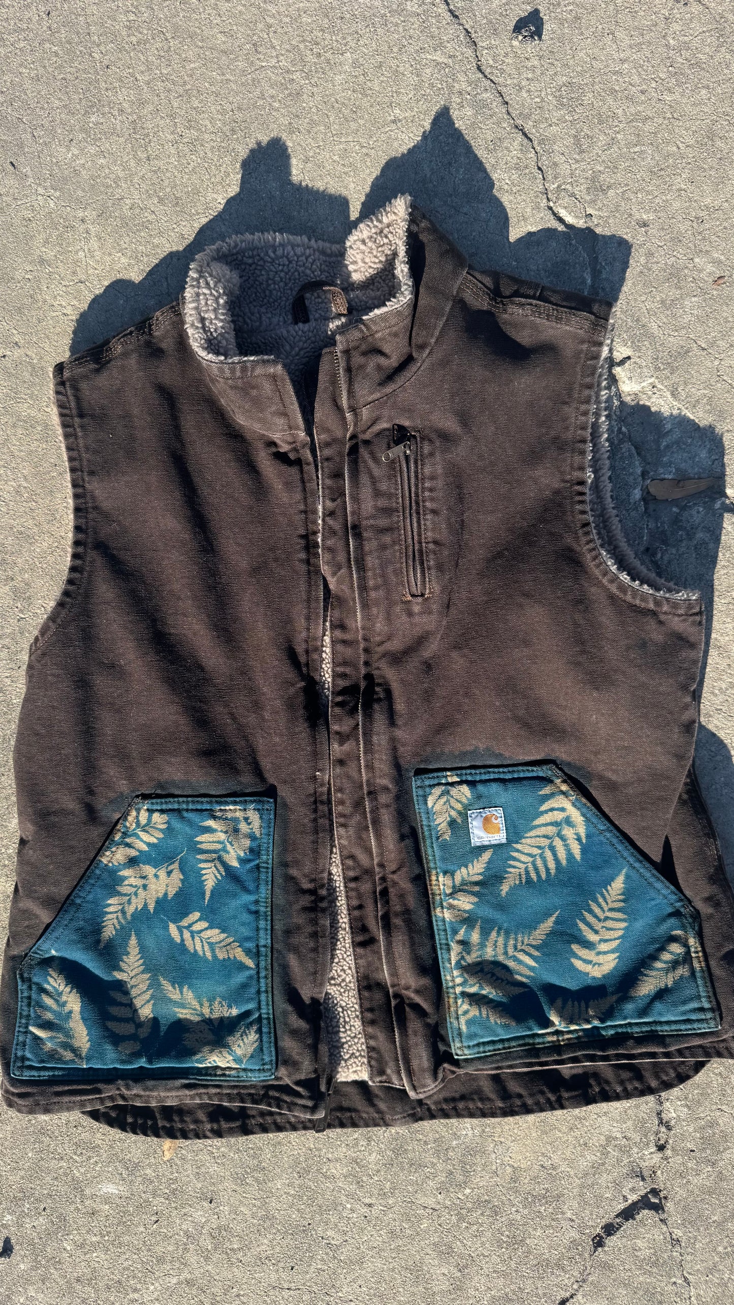 Carhartt Brown Vest • Small