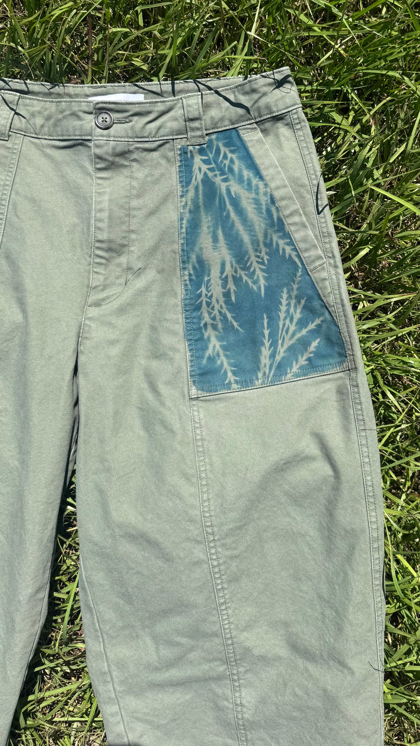 Old Navy Barrel Pants • 34