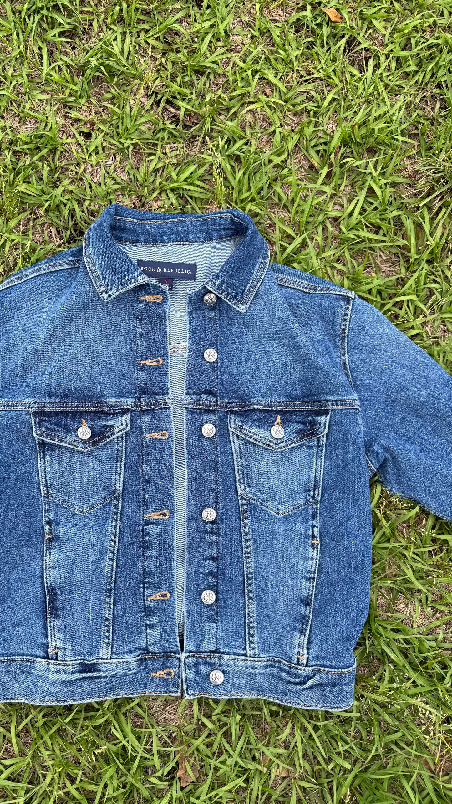 Rock & Republic Jean Jacket • Small