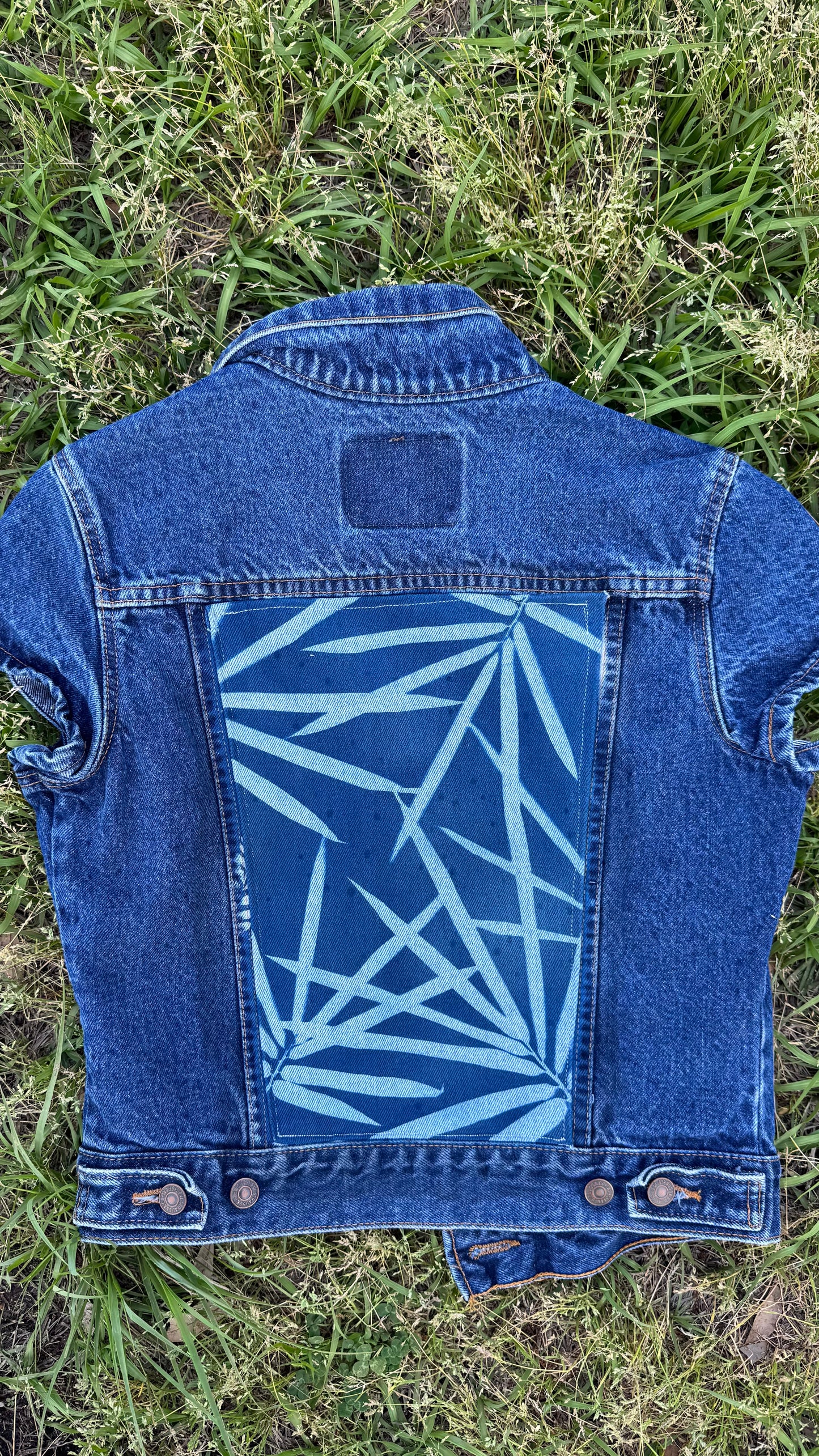 Levi Short Sleeve Jacket • XS