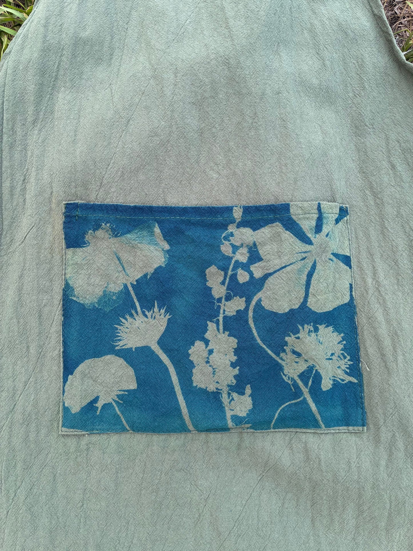 Green Cross-Back Apron