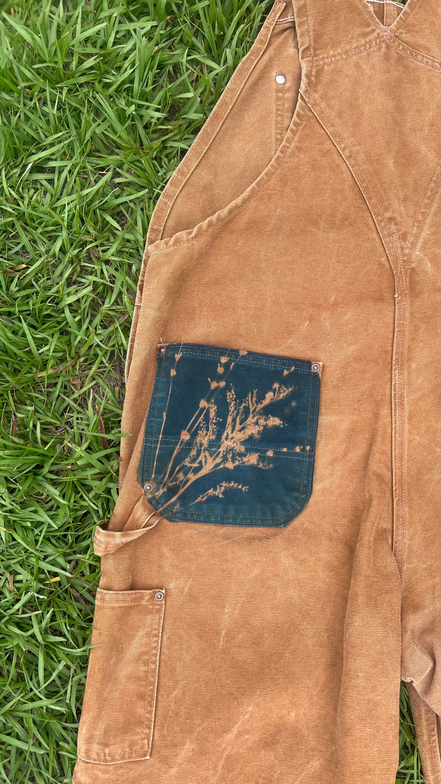 Carhartt Overalls • 40x30