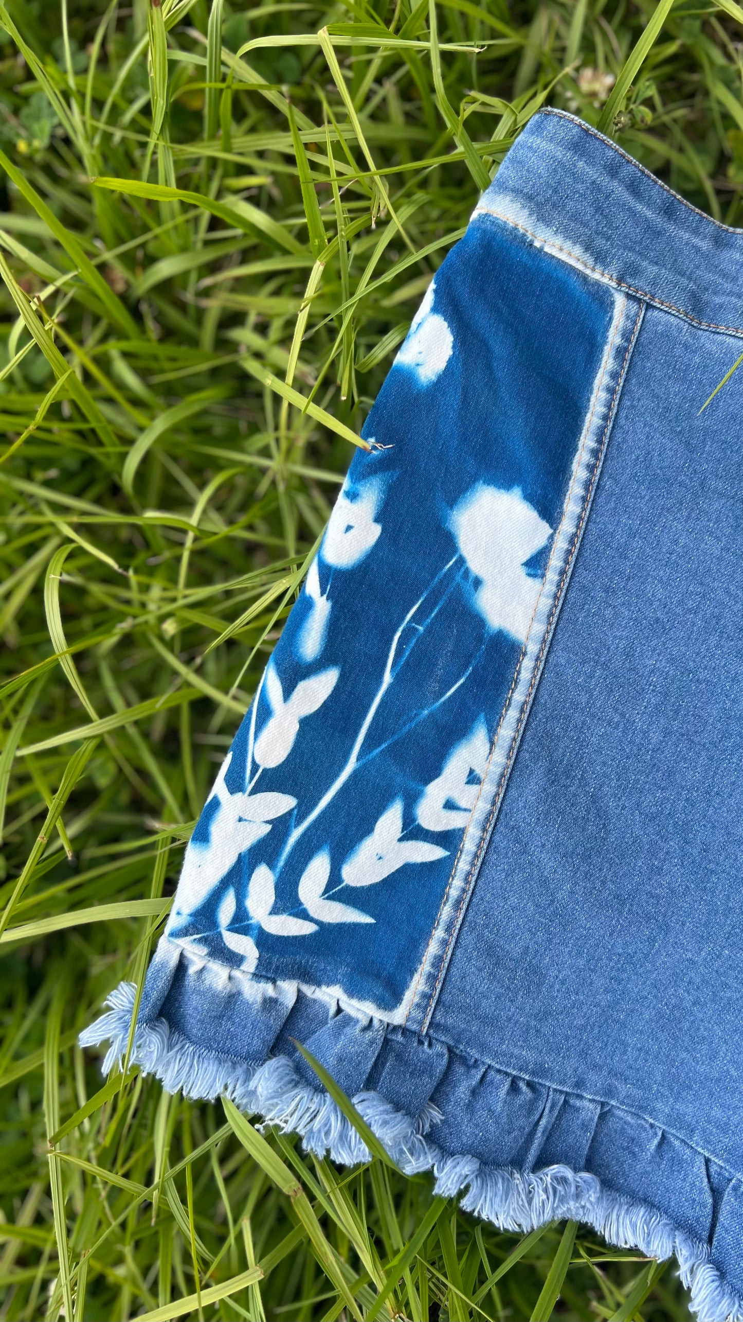 Peach Love Denim Shorts • 27