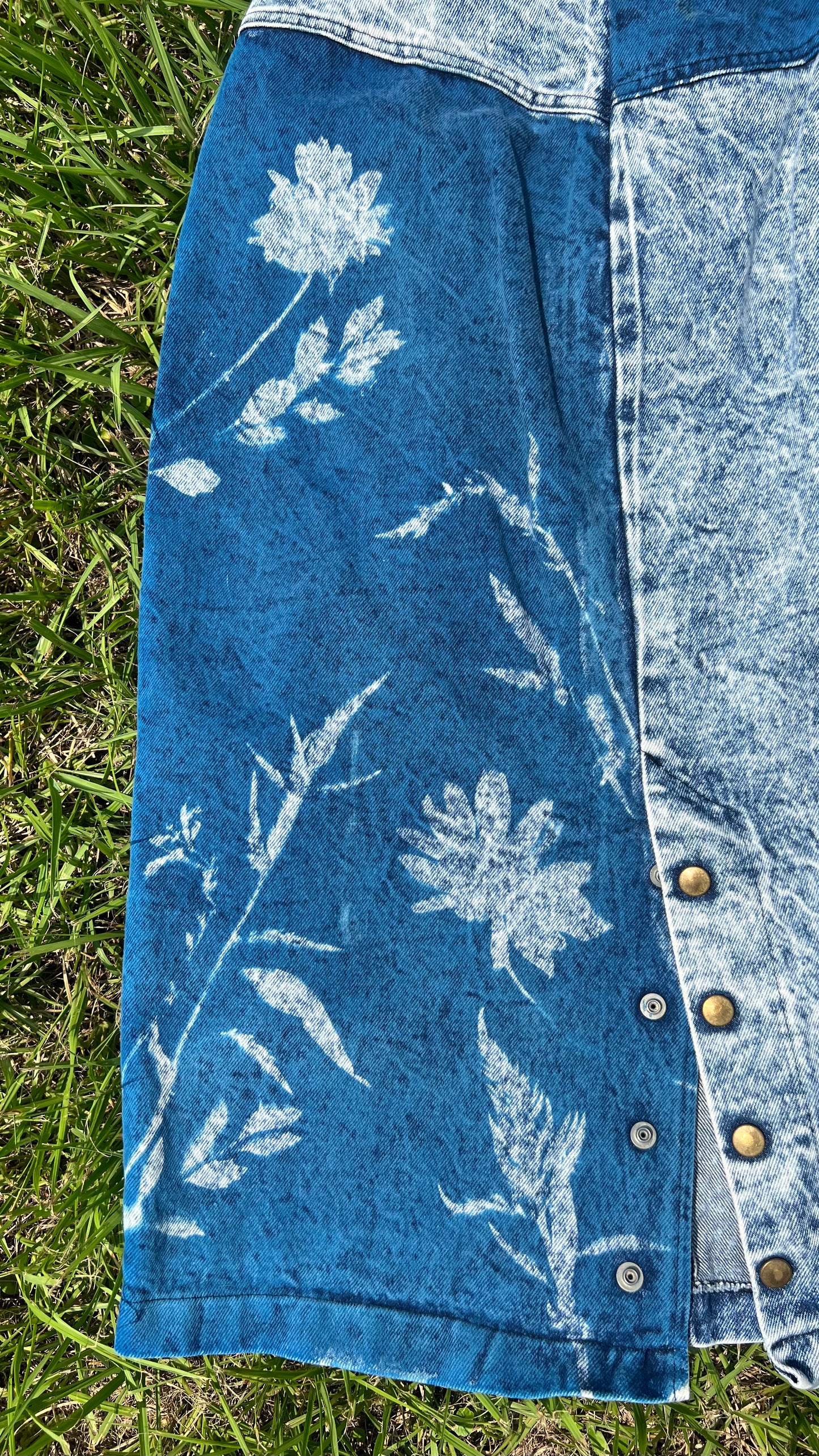 Vintage Carlyle Acid Washed Skirt • 28