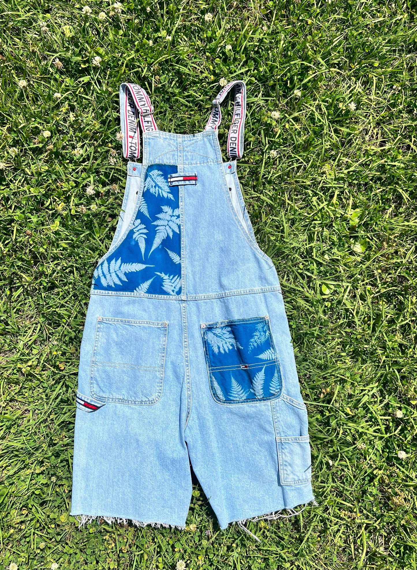 Tommy Hilfiger Short Overalls • 38