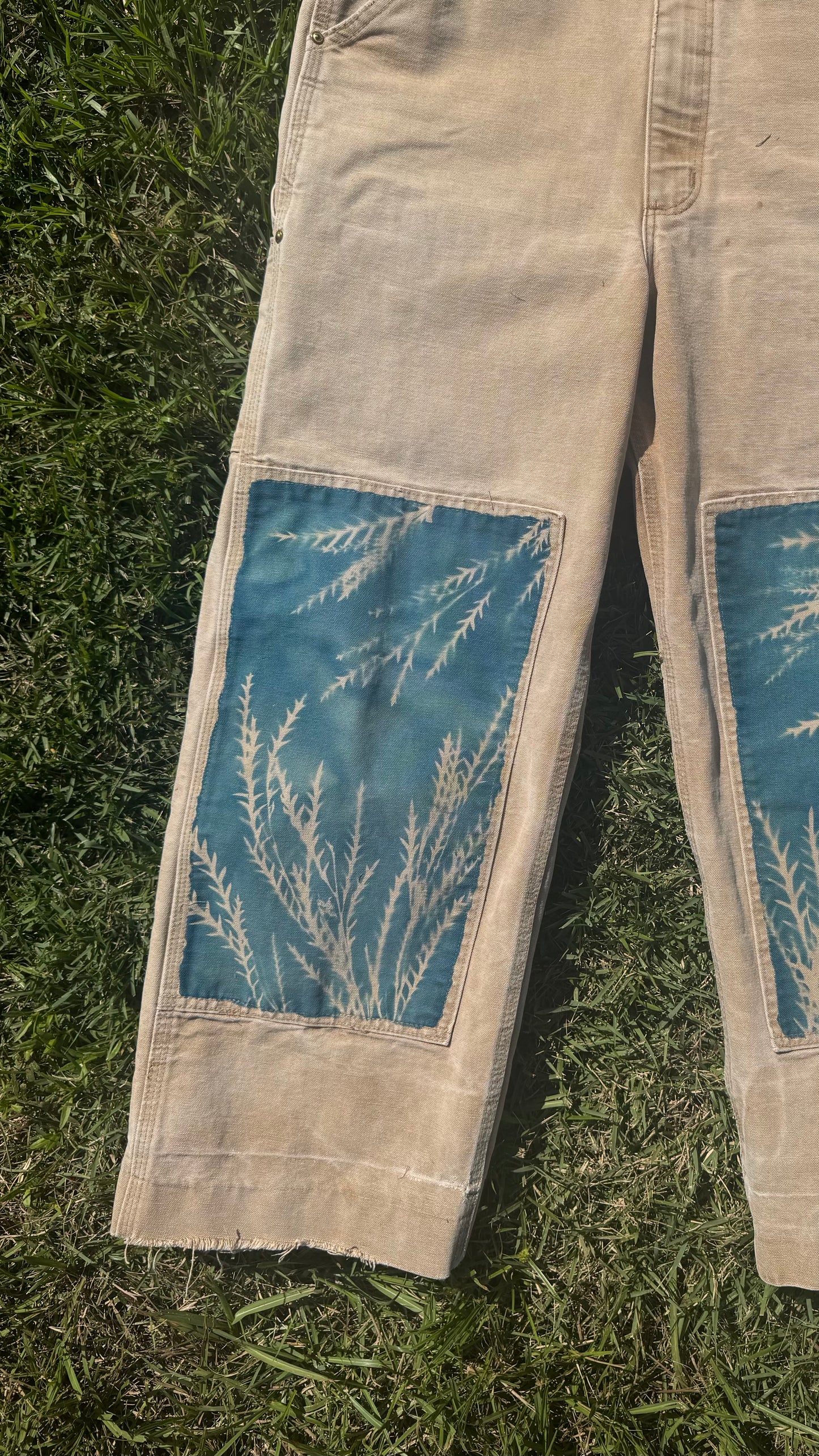 Vintage Carhartt Overalls • 30x25