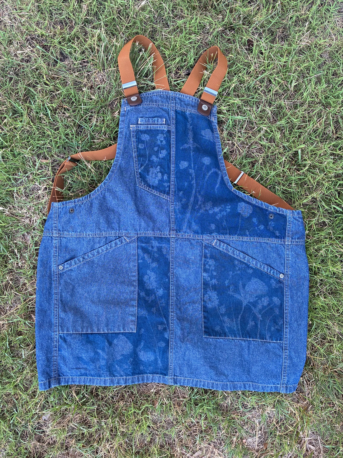 Berkeley Short Snap Apron