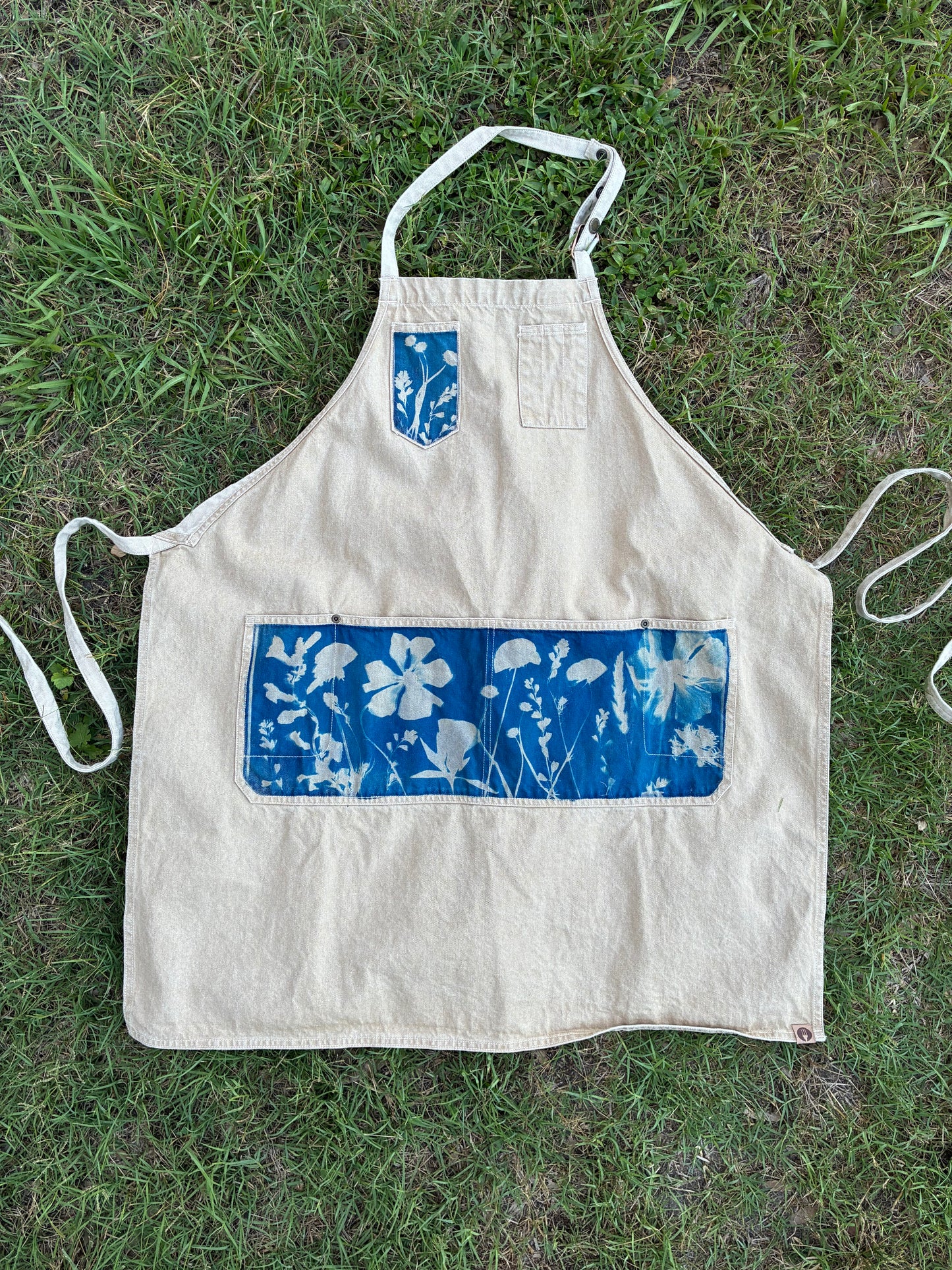 Austin Apron