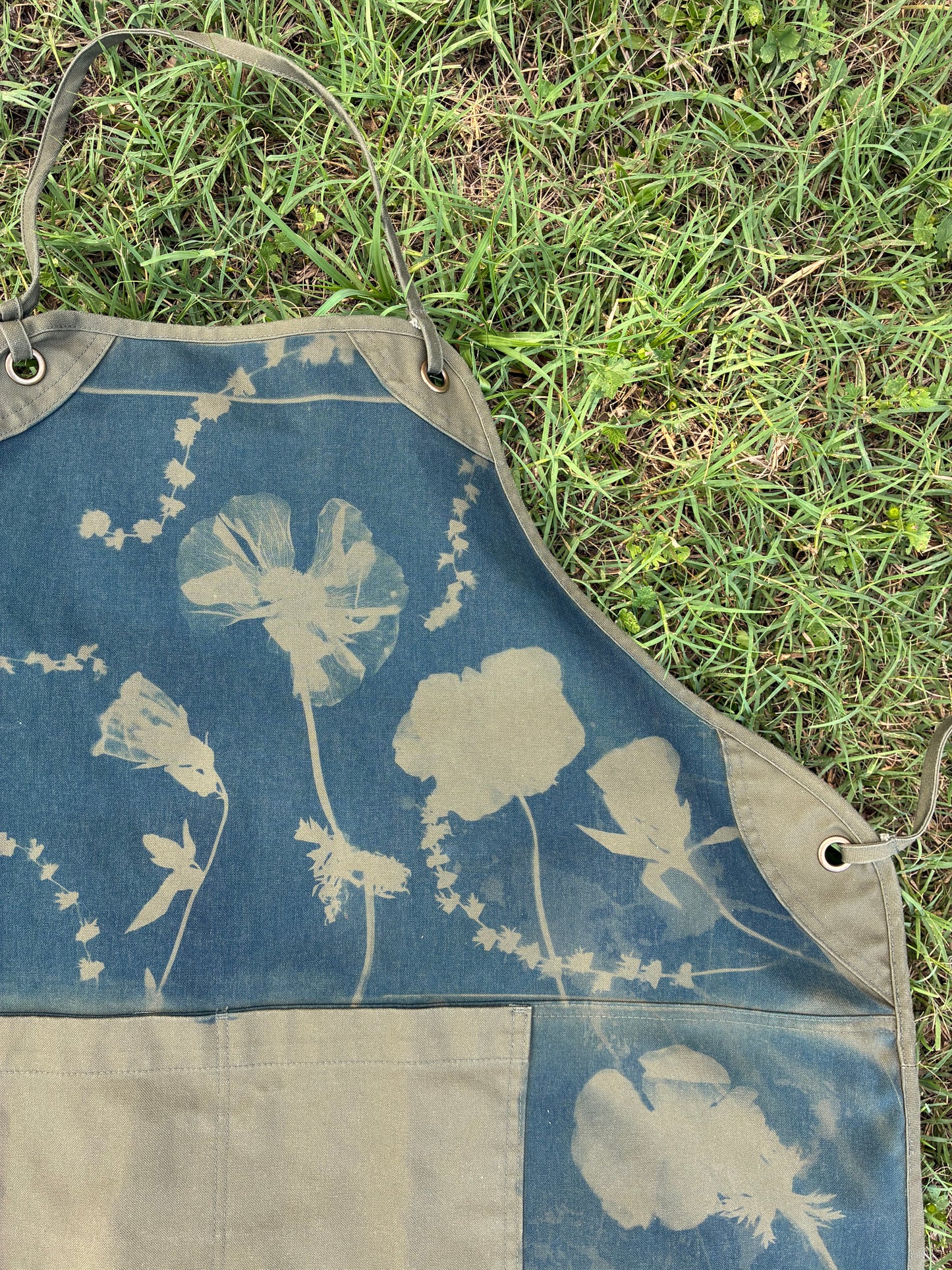 Olive Canvas Apron