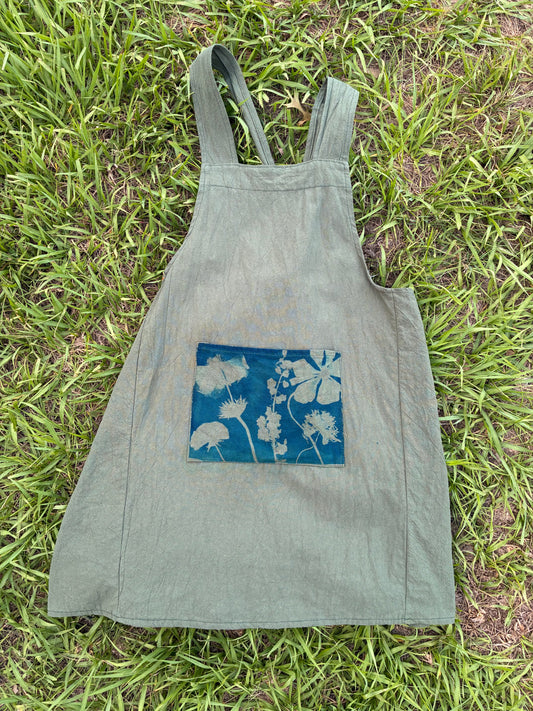 Green Cross-Back Apron