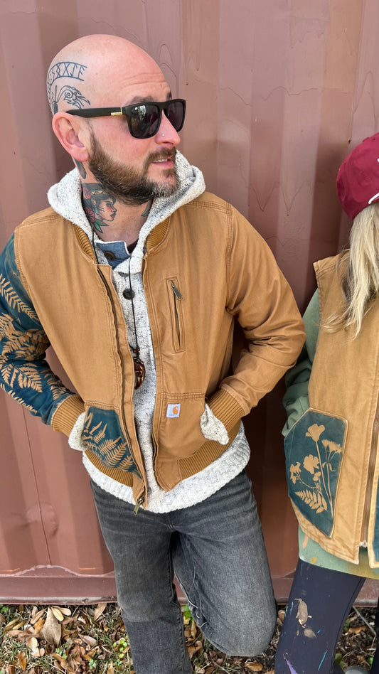 Carhartt Jacket • Large