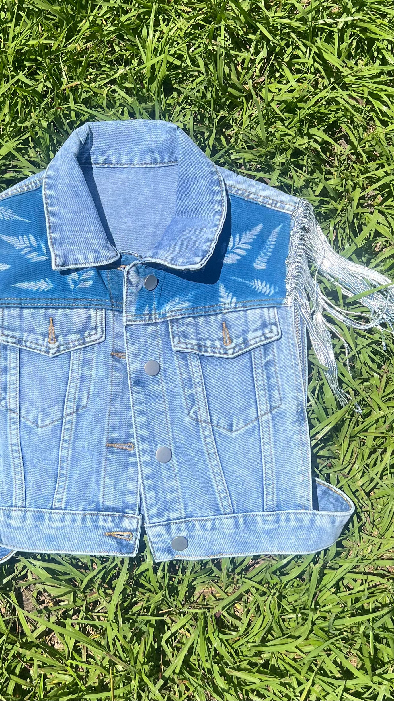 Sleeveless Jean Fringe Jacket • XS